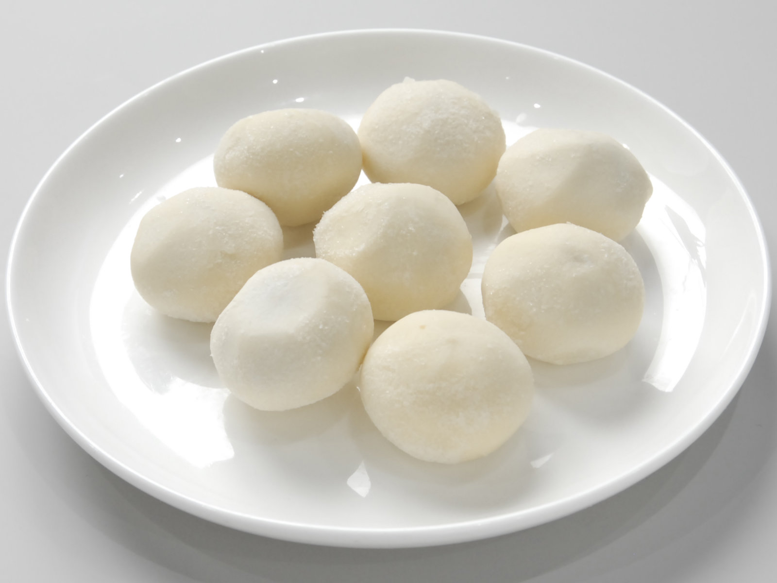 加工品｜もちもちおさつボール｜HOLUS